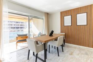 Luxurious Apartment with Sea and Carlton View