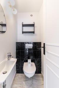 Luxurious Apartment with Sea and Carlton View