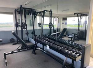 Sheryll Escapes - La Grande Phase 2, 1BR balcony 12th floor! Netflix