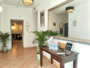 Hotels Logis Hotel La Bastide d'Entraigues : photos des chambres