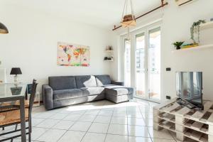 Stazione Centrale - Ariel - appartamento luminoso con terrazzo fino a 6 posti letto