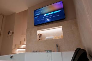 HeySuite Classic - Luxury House - Navona