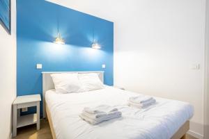 Appartements La Cabine - vue sur la plage : photos des chambres