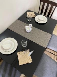 2mins to Okada near Airport & MOA with Balcony-8E