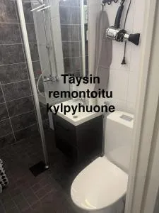 Kemi CITY III near snowcastle, 2 rooms , kitchen , glazed balcony, FREE private parking - Simoniemi