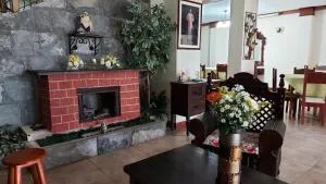 El Cardenal Hotel - Amaluza