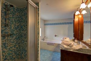B&B / Chambres d'hotes Le clos du martouret : photos des chambres