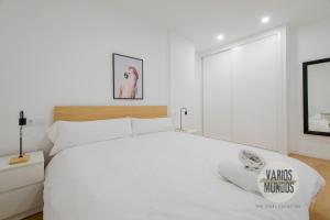 Escapada con parking para 3, vive la Latina