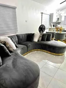 The Luxury Loft at Phoenix - Government Pen