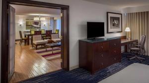 Sonesta Hotel Houston IAH Airport