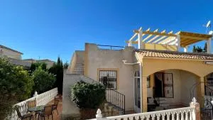 Periwinkle House - Los Altos