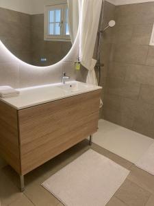 Villas L Ecrin de Lidia close to MEETT Air conditioning Parking : photos des chambres