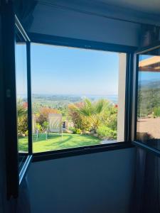 Beautiful apartment U Mare sea and mountain view
