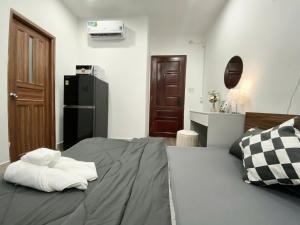 Pony Bliss Haven - Sư Vạn Hạnh