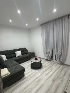 The Leaf - 卡斯特吉布利尔