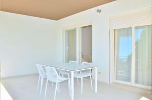 Sunny and bright beautiful apartment - 3hvězdičkové hotely ve městě Bibione