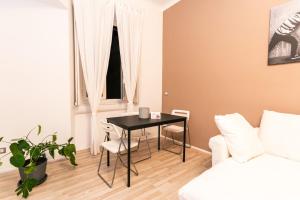 Milano Chic Elegante Rifugio a Due Passi dalla M4