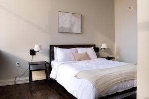 Downtown Luxury 2BR Loft