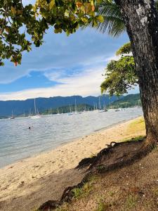 Casa aconchegante e pé na areia!