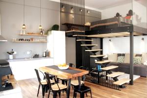 Modern Coastal Ocean Breeze Studio | Beach & Town