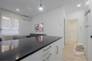 Confort con parking para 3, vive la Latina