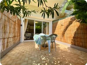 Appartements Cocon au Pradet Plage, terrasse & calme absolu : photos des chambres