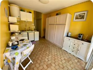 Appartements Cocon au Pradet Plage, terrasse & calme absolu : Appartement 1 Chambre