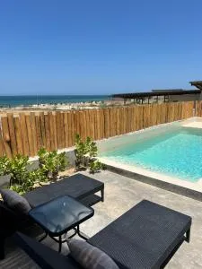 La Morada - Casa de playa frente al mar en Estreno - Canoas