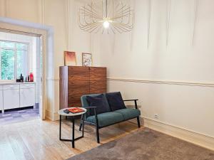 Apartment w. lots of green in a beautiful terrace