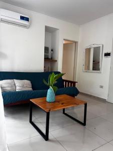 Nuevo y luminoso depa con Balcón