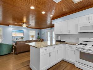 Cozy Beach House by Newman-Dailey