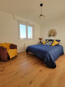 Appartements Le 102 - appart-sympa - T2, patio, jardin et cave - Larmor-Plage : photos des chambres