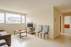 Gray Fox Apartments - San Martin
