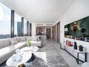 Brand New Business Bay 1 Bed with Burj Khalifa and Canal Views