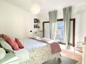 ULIVI - Comodità e tranquillità con Patio e Parcheggio