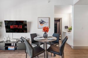 Queen City Retreat - Parking, Views, Near Stadium