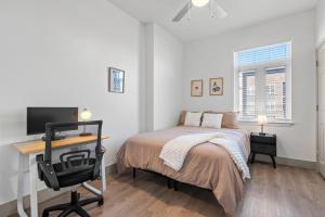 Urban Oasis - Balcony, Free Parking, Views, Gym