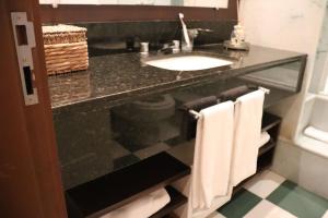 Flat 1005 Moutain Village