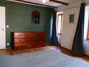 Maisons de vacances Maison Les Sauvages Blassac 8-10 personnes : photos des chambres