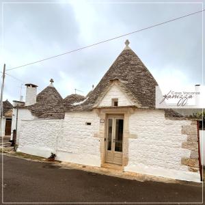 Trullo Monte Calvario