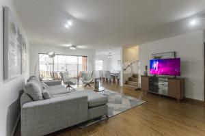 Spacious and Luxurious Penthouse in Carmelitas