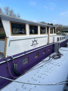 Bateaux Nuit insolite a bord d-une peniche, 6 personnes : photos des chambres