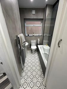 Cosy 2-bed flat, great location