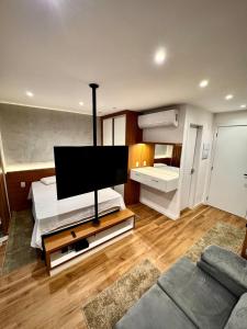 Novo Studio Consulado Americano