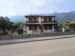 Zidoron House Hostel - Yavornitsa