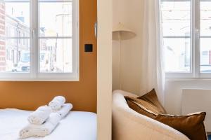 Appartements COZETT-HOME - STUDIO Chics & Modernes - 2 pas du Cirque Jules Verne - : Studio Standard