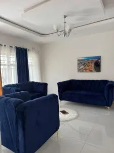 Sneakylink Apartments and tours - 卡萨内