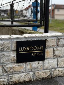 LuxRooms - rooms with private jacuzzi