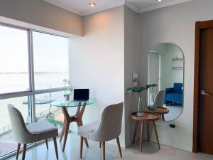 Suite con Jacuzzi y GYM en Puerto Santa Ana