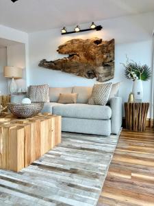 Villa Valbuena Gem Key Largo 2 Kings Marina Pickleball Tennis 3 Pools Remodeled 2025